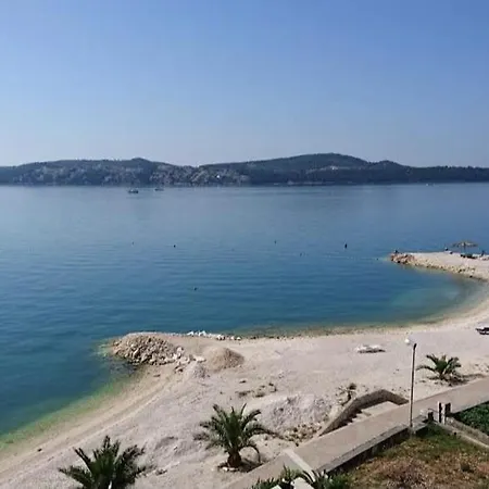 Dubai * Trogir